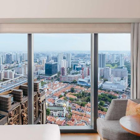 Andaz Singapore, By Hyatt المظهر الخارجي الصورة View from the living room