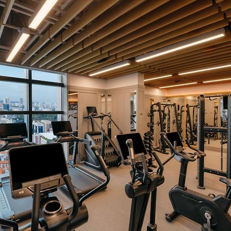 Andaz Singapore, By Hyatt المظهر الخارجي الصورة The gym at the 1018