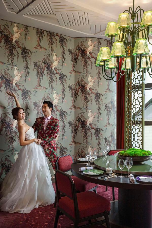 Andaz Singapore, By Hyatt المظهر الخارجي الصورة Wedding couple in the restaurant